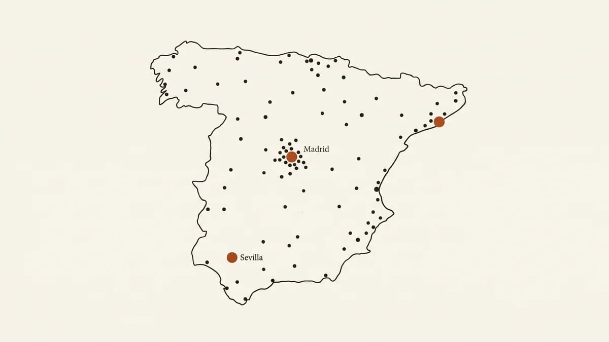 Contorno de Espana con puntos representando granularidad provincial.